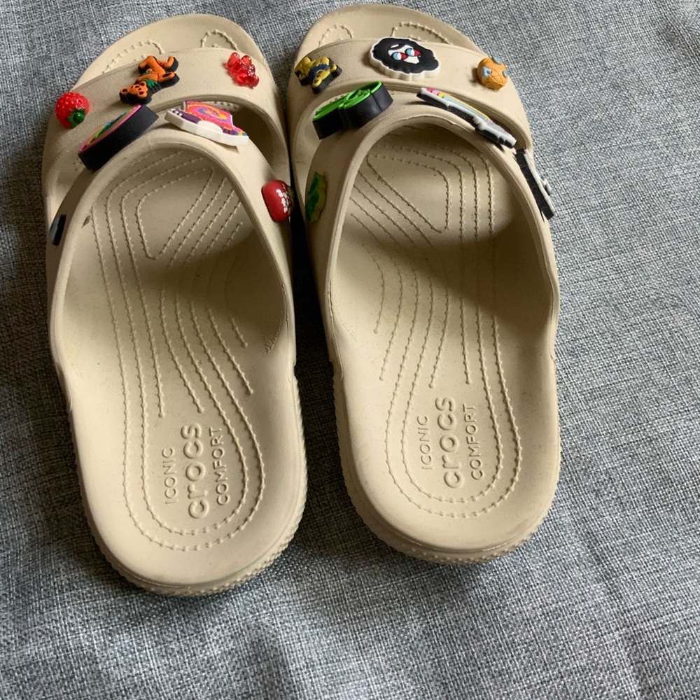 CROCS Women's Sandal Without Jibbitz Women's Size 9 - Picture 2 of 3